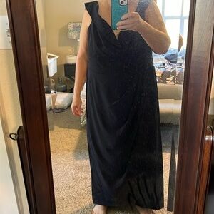 Full length, navy blue off the shoulder with elastic straps zipper in the back​​